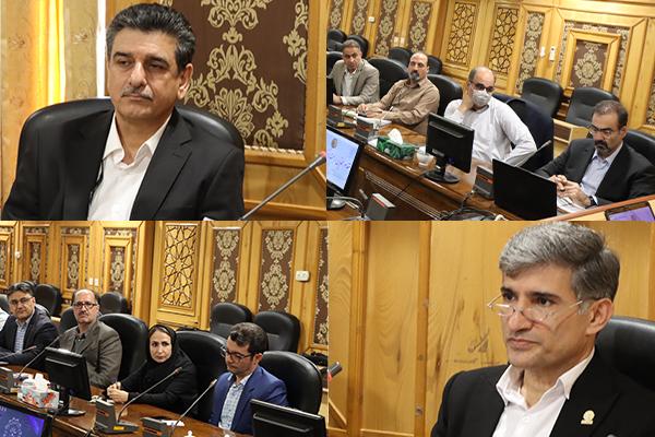 نشست مشترک دانشگاه رازی و کانون وکلای کرمانشاه با هدف تعمیق همکاری‌های علمی و حرفه‌ای برگزار شد/ تأکید بر نقش حقوق مالکیت فکری در اقتصاد دانش‌بنیان /...