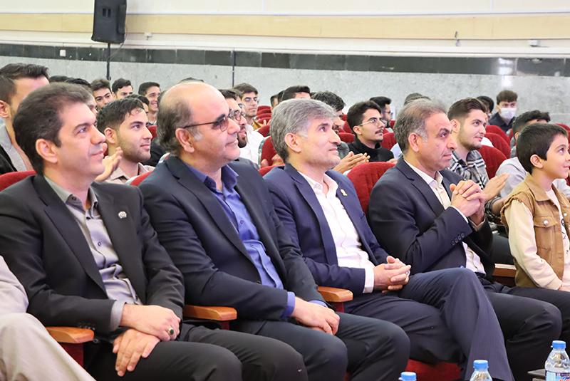 برگزاری آیین استقبال از دانشجویان نوورود دانشگاه رازی